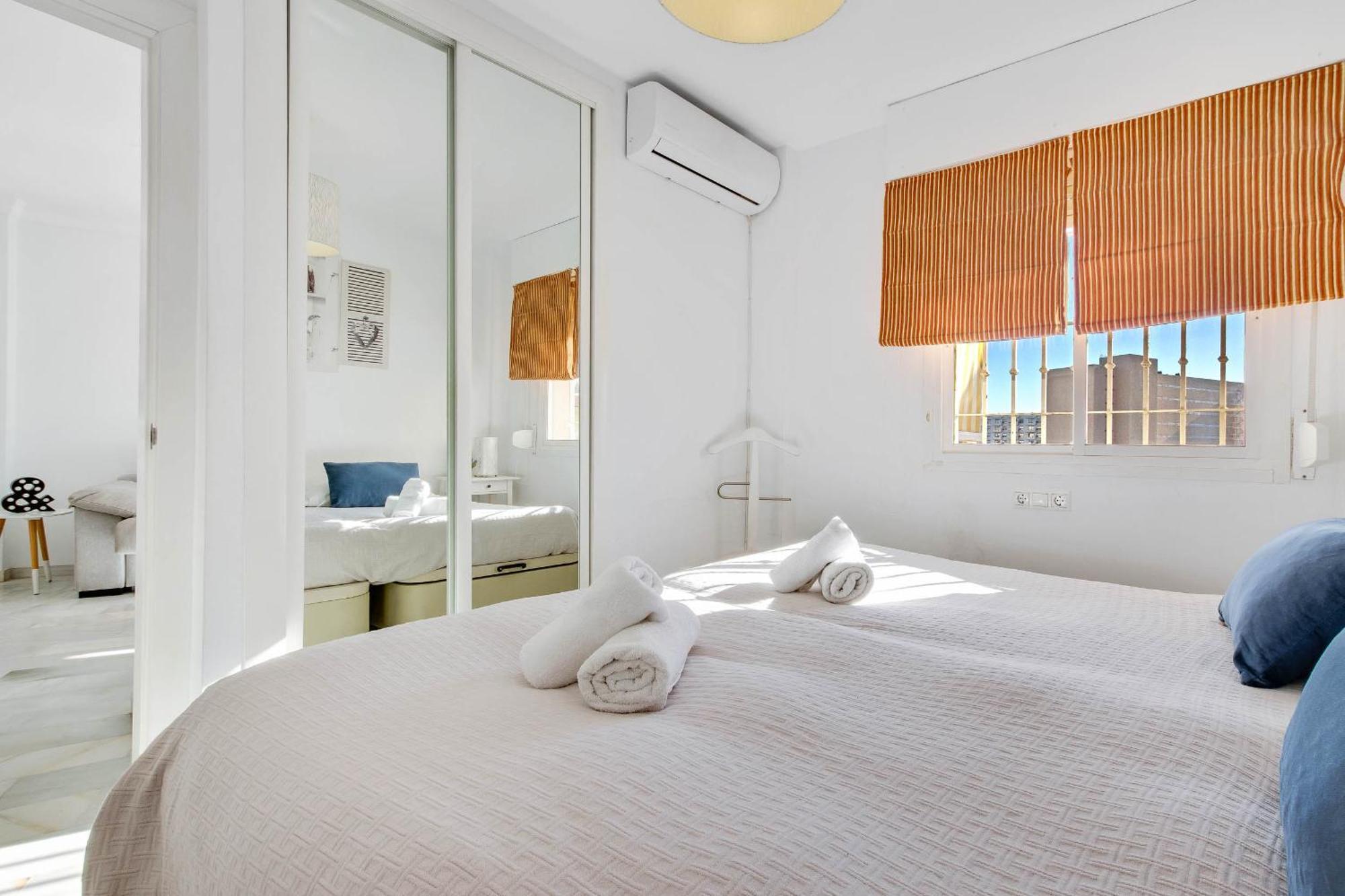 Erisa 68 By Ivi Real Estate Apartment ตอร์เรโมลิโนส ภายนอก รูปภาพ